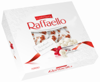 Конфеты RAFFAELLO с цельным миндальным орехом в кокосовой обсыпке, 240г